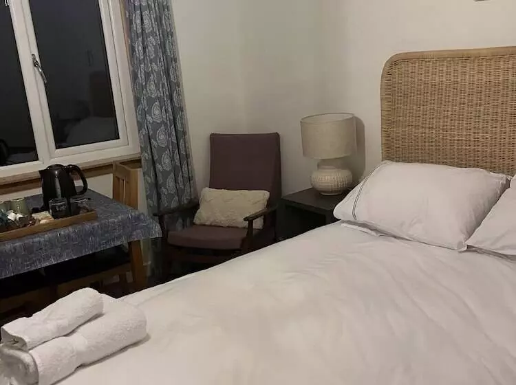 Aamiaismajoitus (B&B) Minnies Rooms