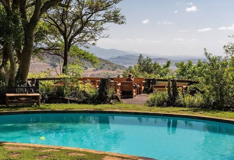 هتل Phophonyane Falls Ecolodge