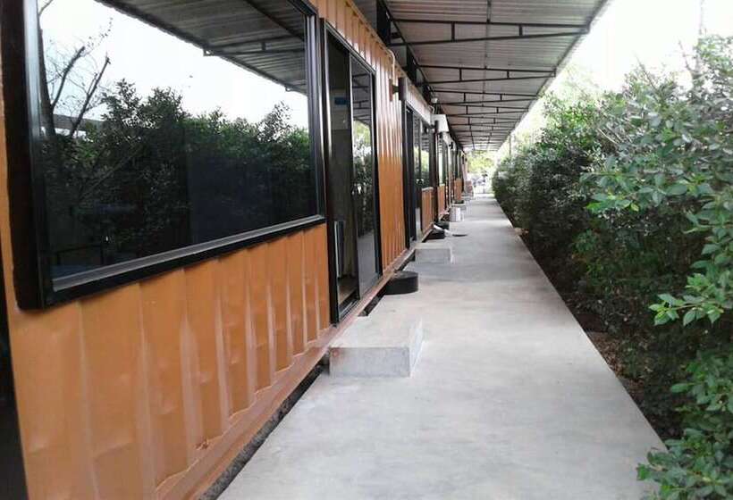 هتل Rintara Riverside Resort