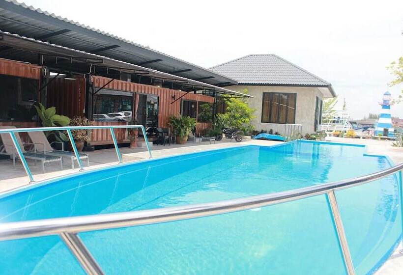 هتل Rintara Riverside Resort