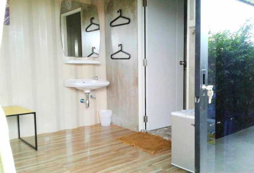 هتل Rintara Riverside Resort