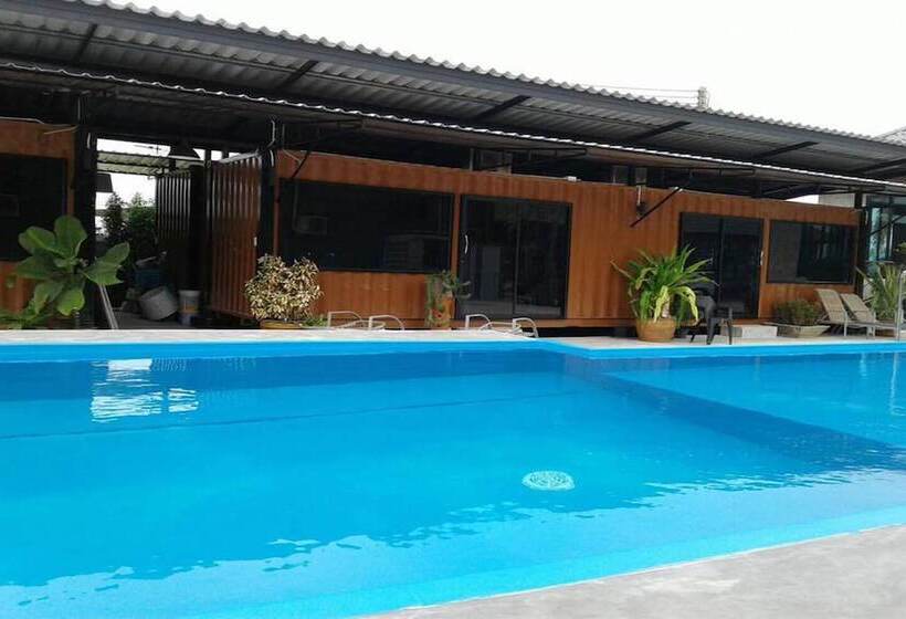 هتل Rintara Riverside Resort