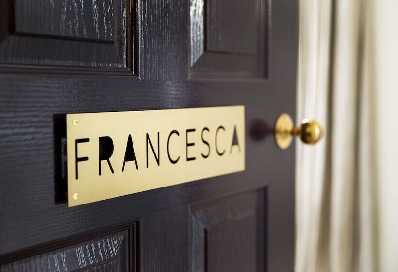 فندق St. Leonard S