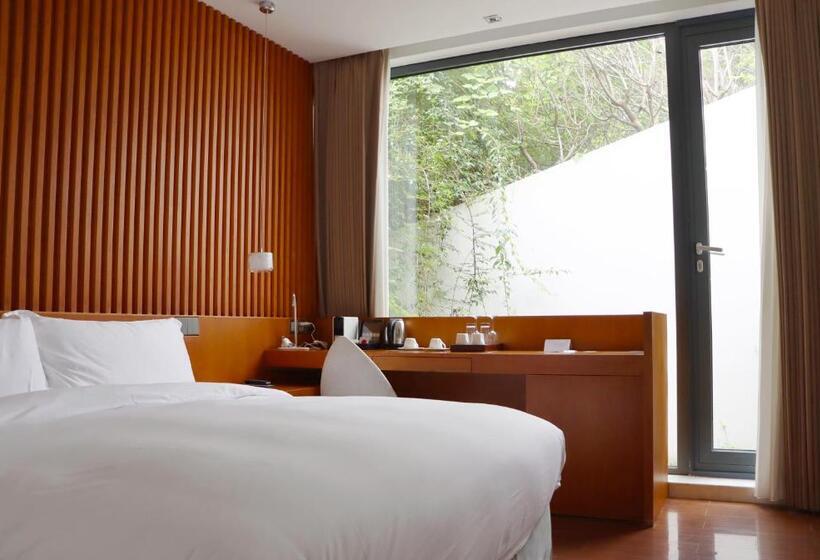 The Sifang Hotel Nanjing, Autograph Collection