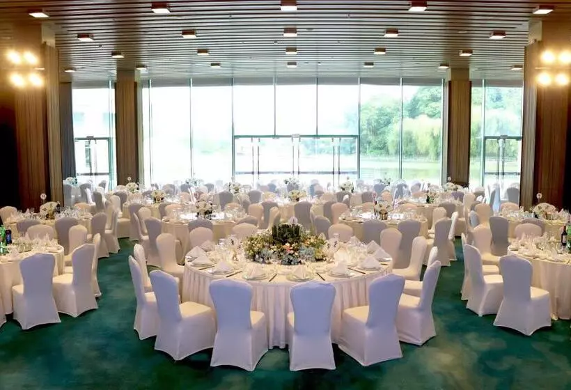 The Sifang Hotel Nanjing, Autograph Collection