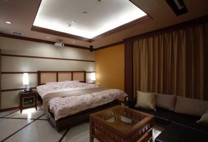 Hotelli Water Gate Tokuyama Adult Only