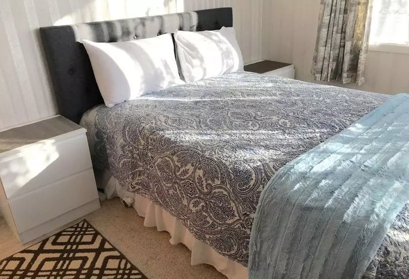 Majatalo Bluff Port Vista