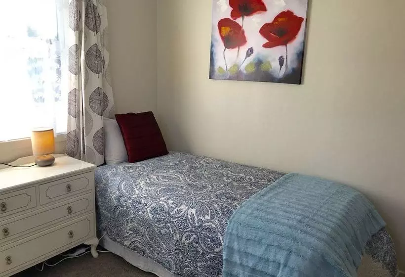 Majatalo Bluff Port Vista