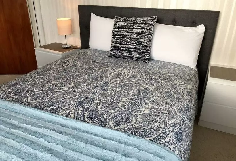 Majatalo Bluff Port Vista