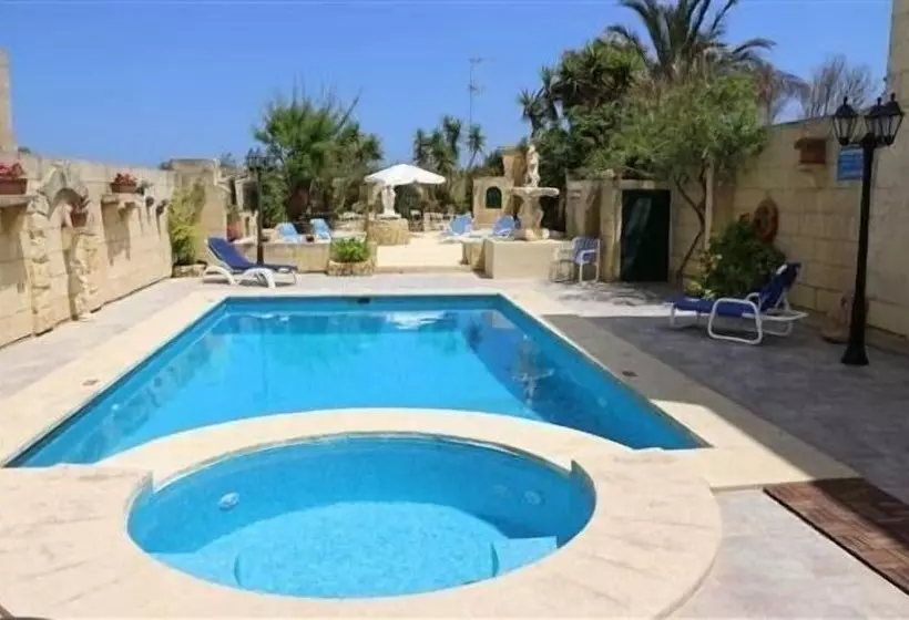 پانسیون Happy & Healthy Farmhouse Gozo