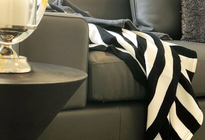 Tower Suite World Tower