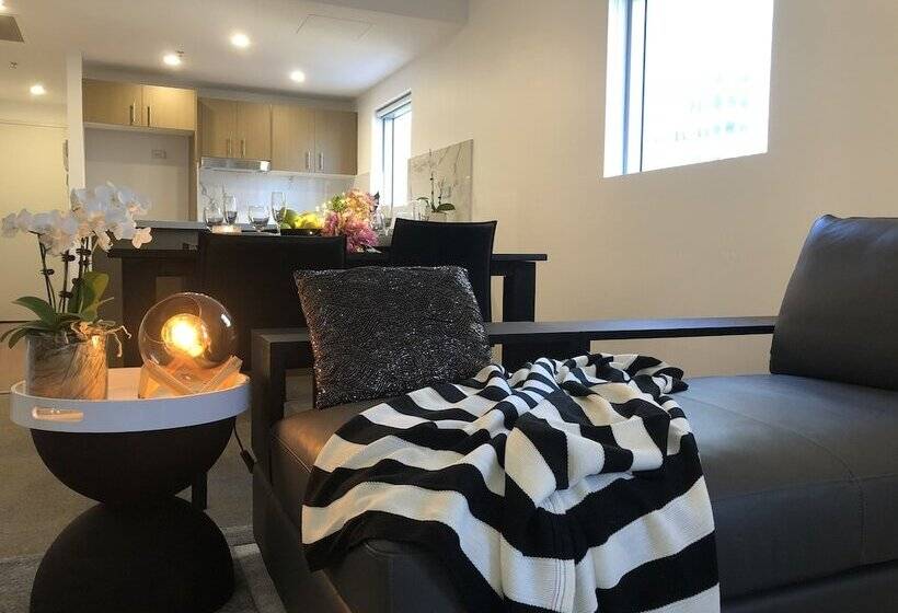 Tower Suite World Tower