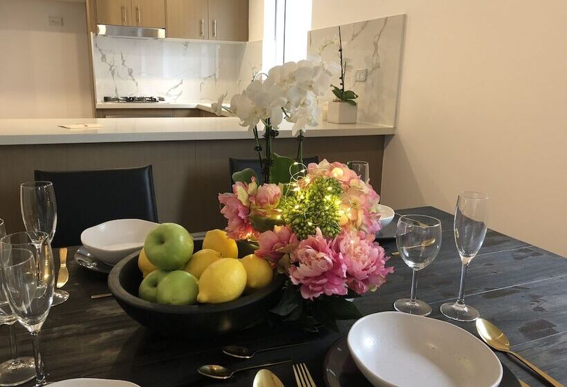 Tower Suite World Tower