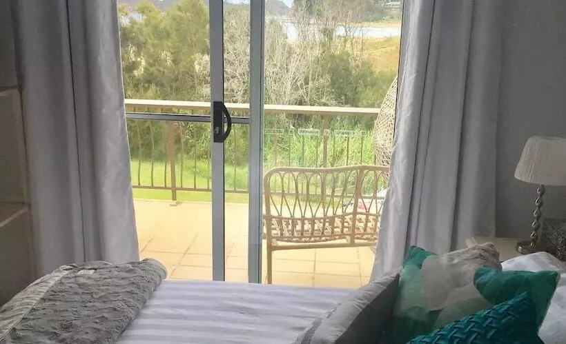 Absolute Beachfront Malua Bay