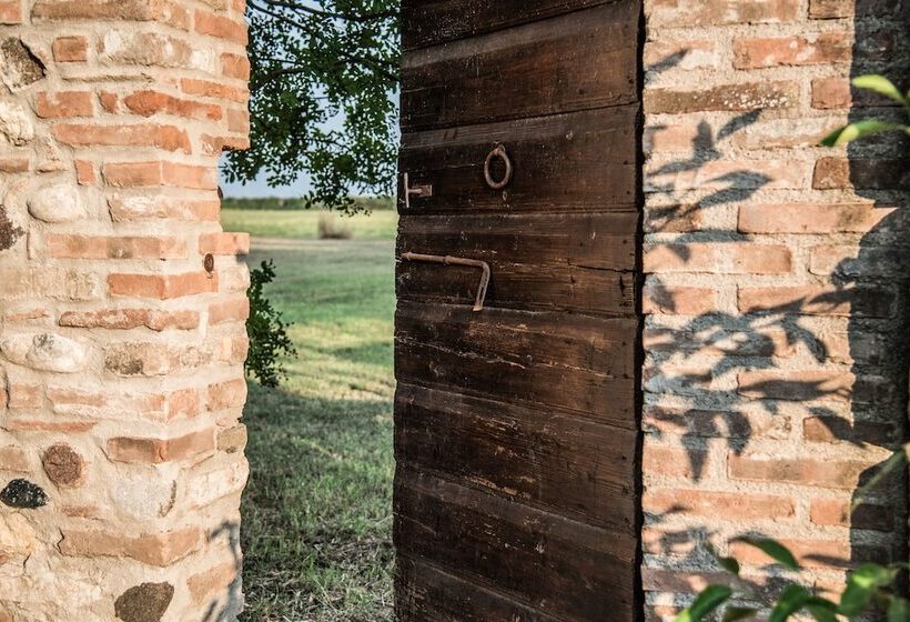 ホテル Agriturismo Corte Ruffoni