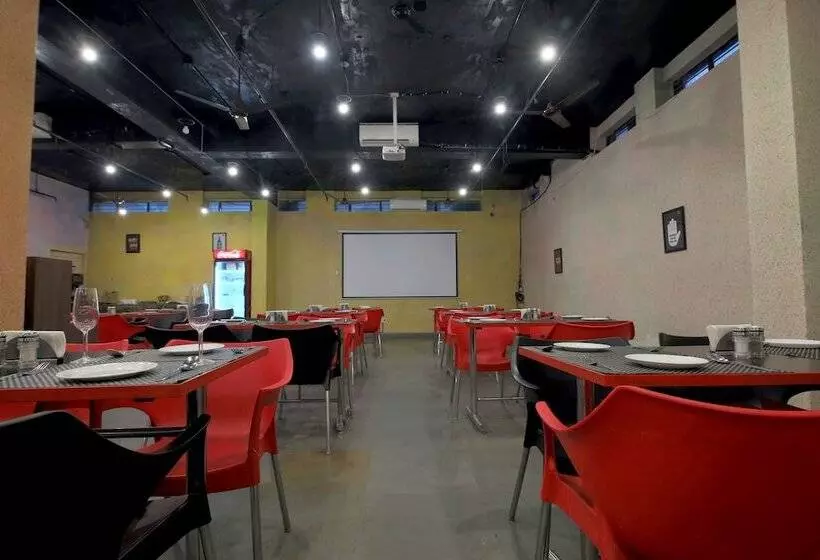 Hotelli Atithi Suites   An Ahg