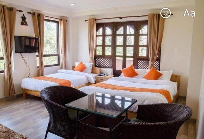 هتل Dhulikhel Boutique
