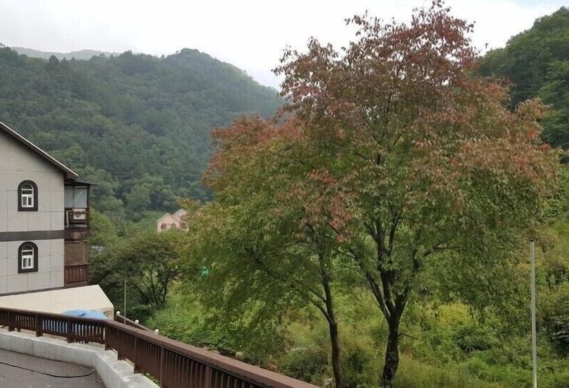 酒店 Haena Pension