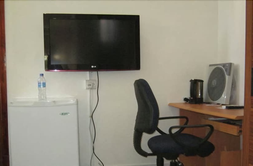 فندق Mahale Classic Lodge