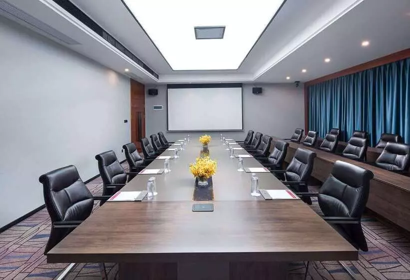 ホテル Ramada Plaza Yueyang Linxiang
