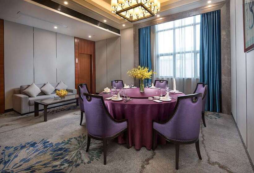 ホテル Ramada Plaza Yueyang Linxiang