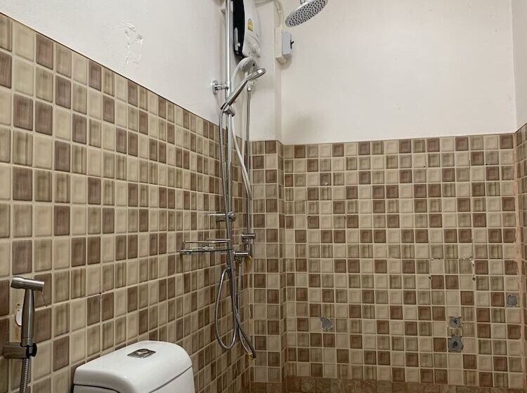 فندق Smile Resort Koh Mook