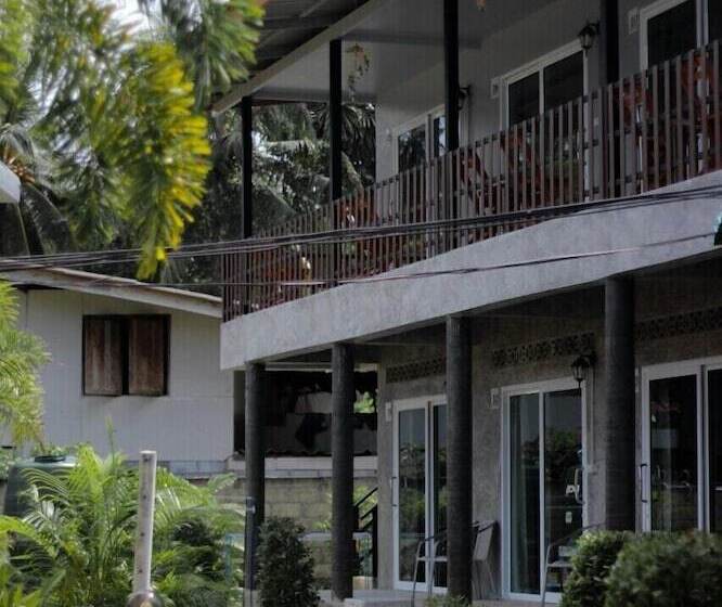 فندق Smile Resort Koh Mook