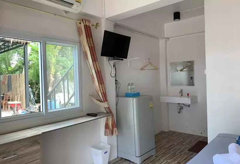 Hotelli Smile Resort Koh Mook