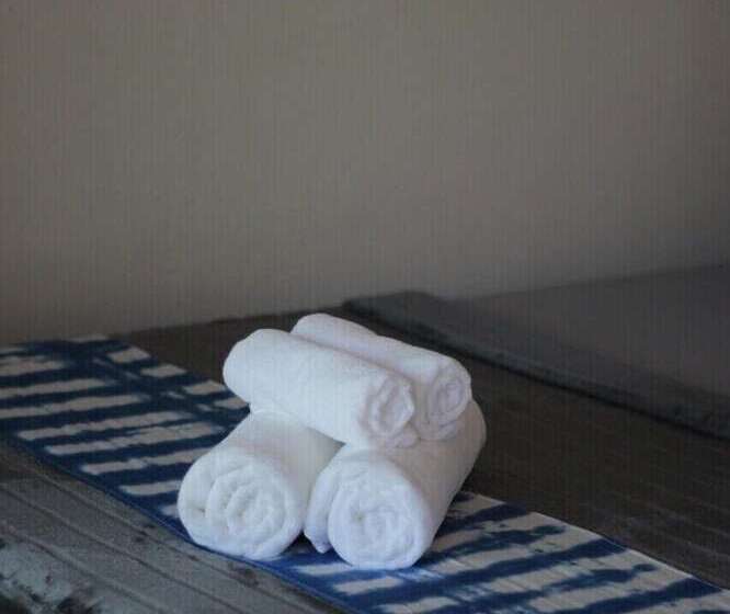 فندق Smile Resort Koh Mook