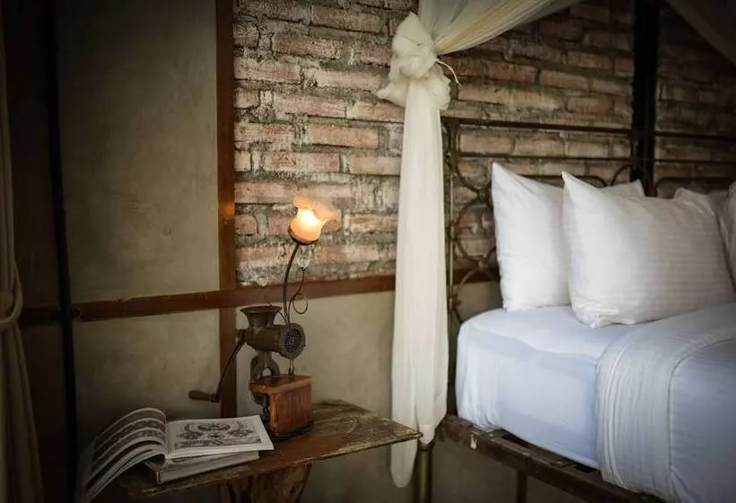 Hotelli Taman Nauli Boutique Rooms