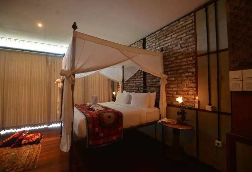 Hotelli Taman Nauli Boutique Rooms