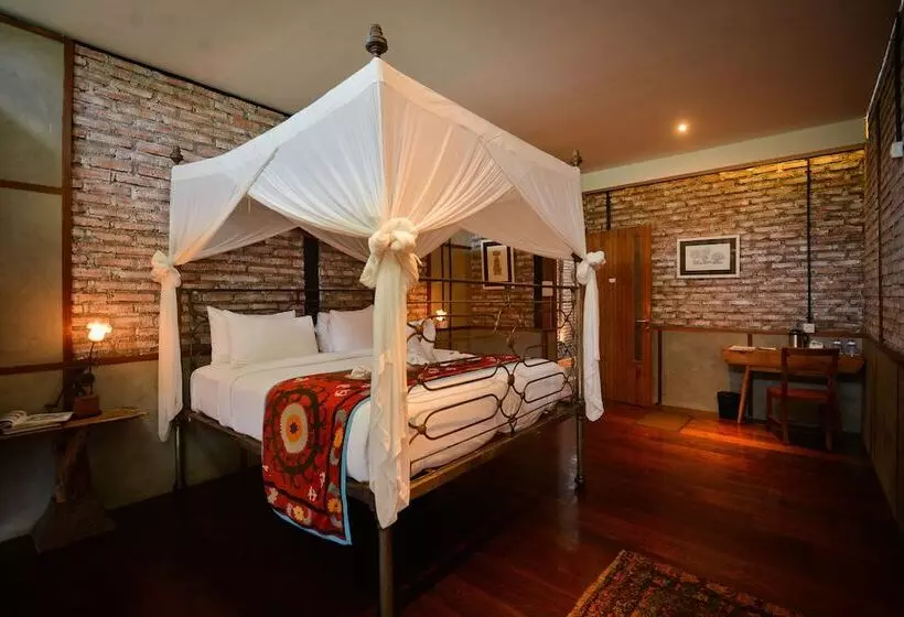 Hotelli Taman Nauli Boutique Rooms