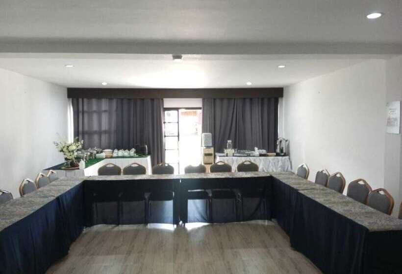 酒店 Whitewoods Convention & Leisure