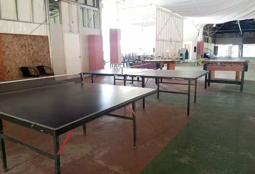 ホテル Whitewoods Convention & Leisure