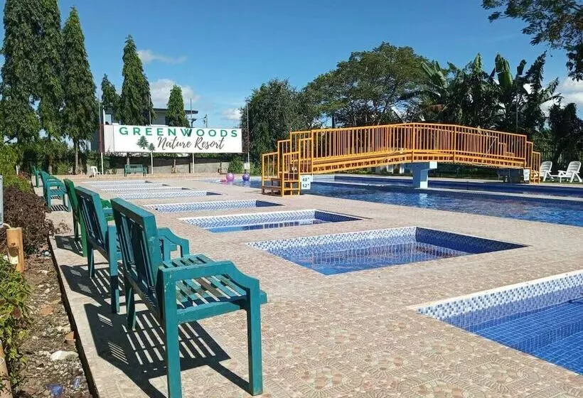 ホテル Whitewoods Convention & Leisure