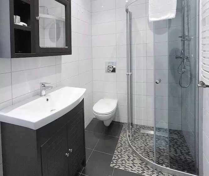 Majatalo 7th Room Guest House