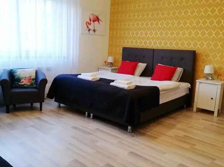 Majatalo 7th Room Guest House