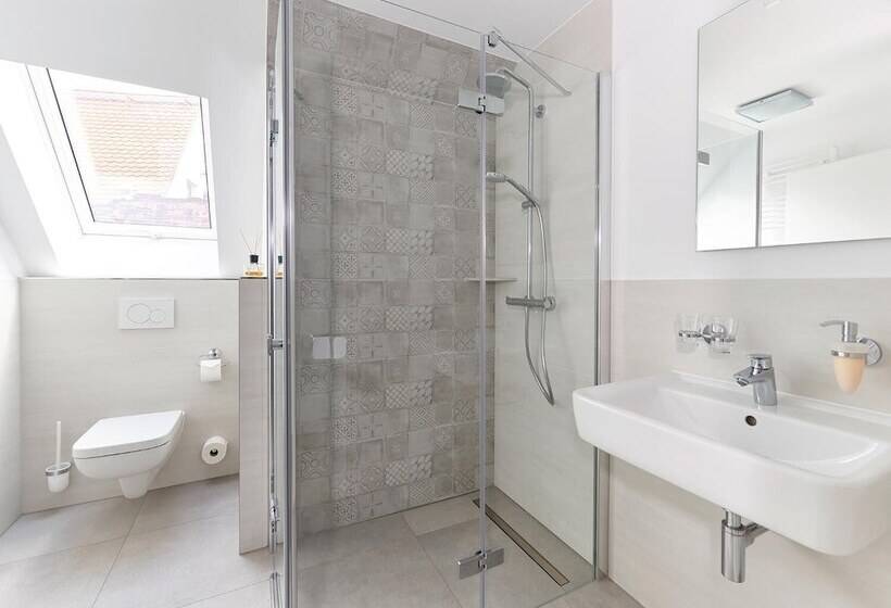 膳宿费 Bei Meyers Schlafen & Feiern