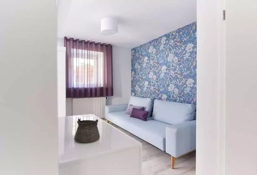 Majatalo Bei Meyers Schlafen & Feiern