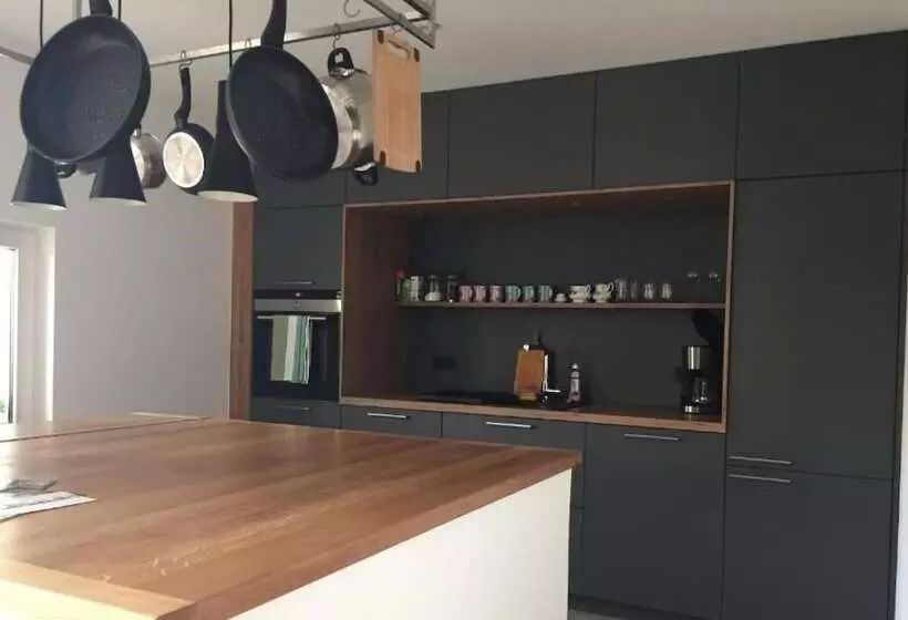 Majatalo Bei Meyers Schlafen & Feiern