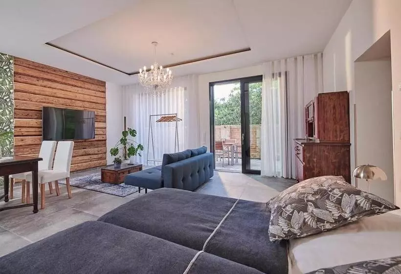 Majatalo Bei Meyers Schlafen & Feiern