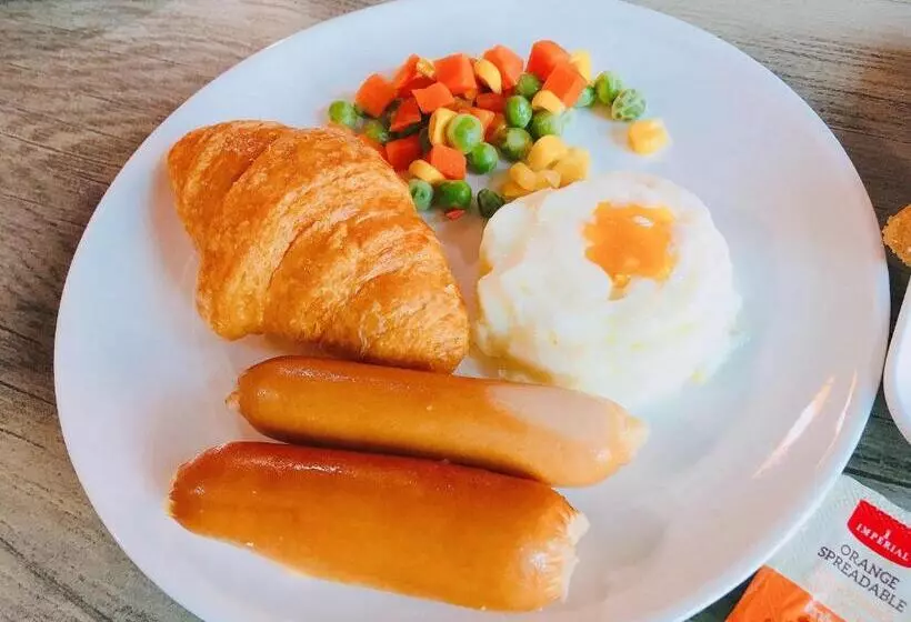 ペンション Chat House Soi 18 Mithuna Chiangrai