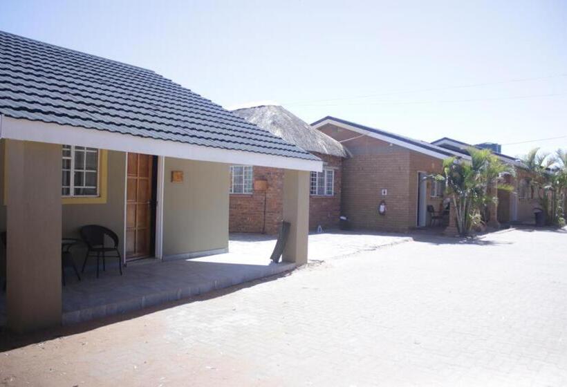 پانسیون Palapye Guest House