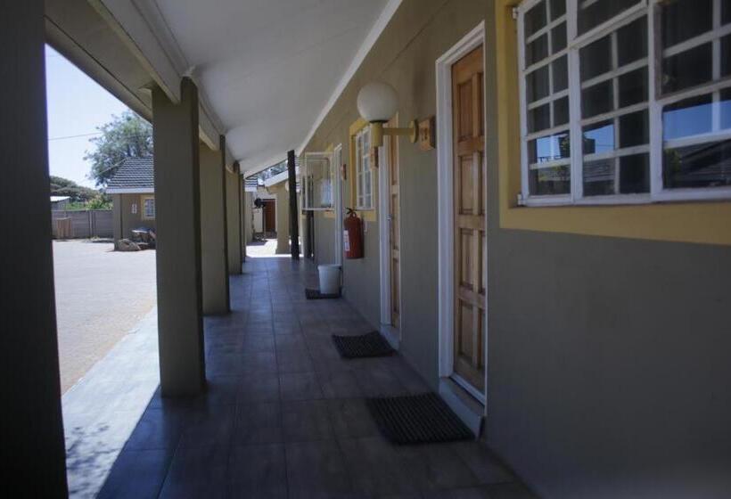 پانسیون Palapye Guest House