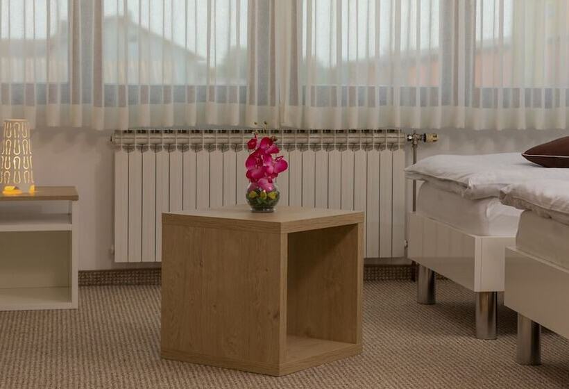 פנסיון Rooms Pleška Zagreb Airport