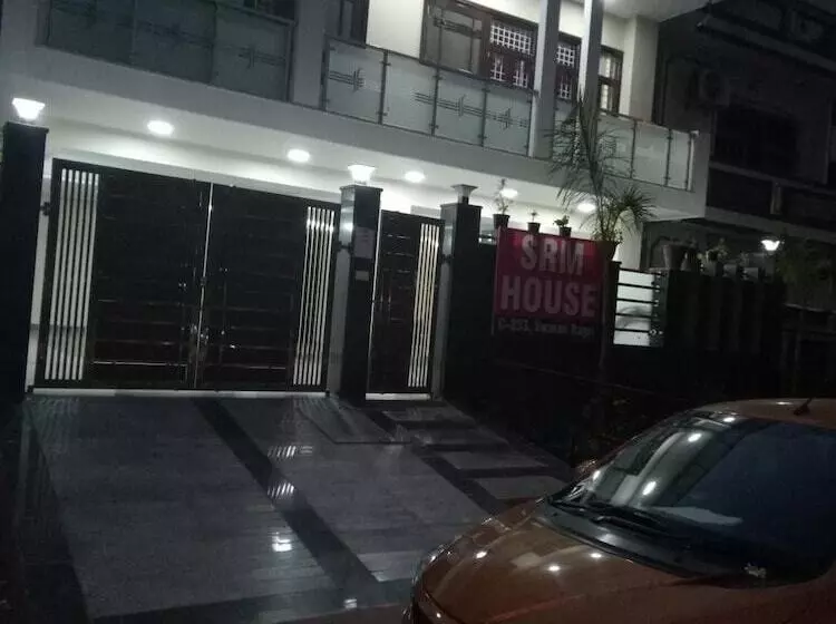 Majatalo Srm House