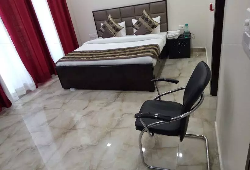 Majatalo Srm House