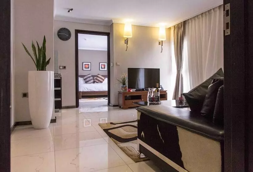 Red Mango Apartment
