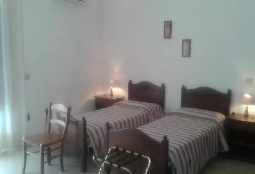 Residence Gnura Momma