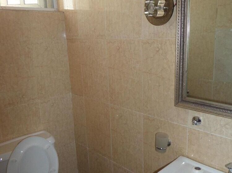 Thames Suite & Hotel Apartment